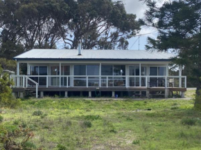 Samphire Stays at Foul Bay